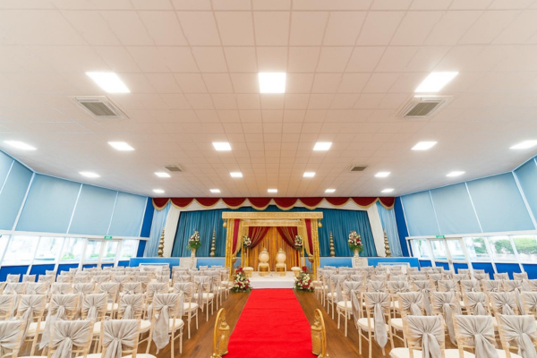 Flexible hall setup for Asian weddings in Leicestershire